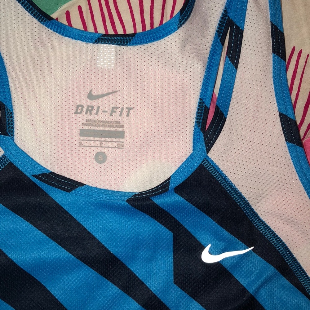 Nike Dri-Fit Tanktop - Picture 3 of 3